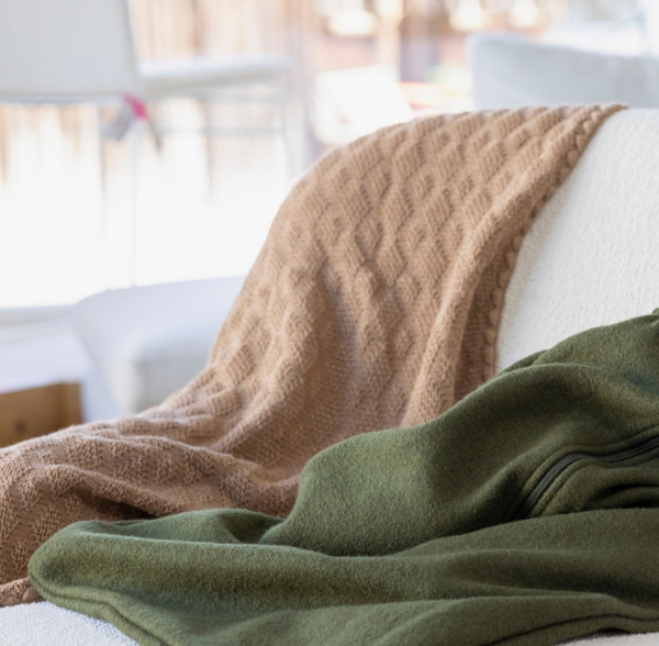 Disana Woll-Babydecke Karamell