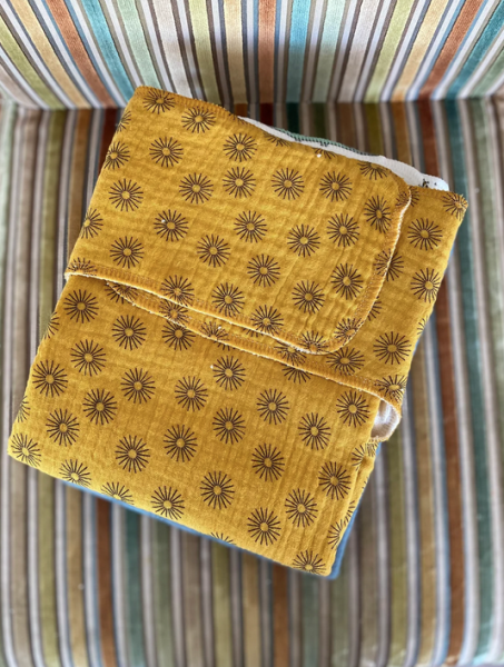 WeeKing Musselin-Konturwindeln (Preflats) XS-XL: Senfgelb